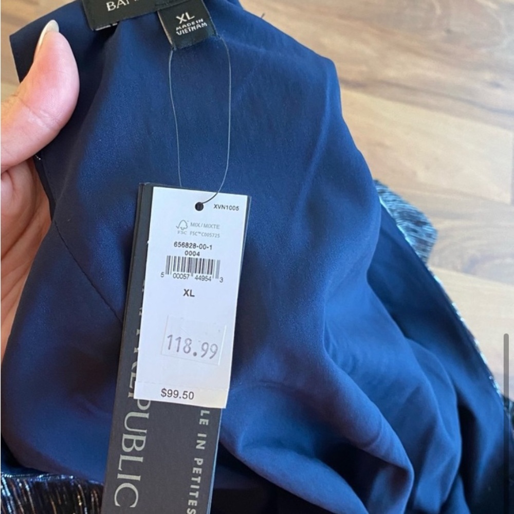 NEW NWT Banana Republic XL Metallic wide leg Jumpsuit V-neck Pants - Picture 3 of 16